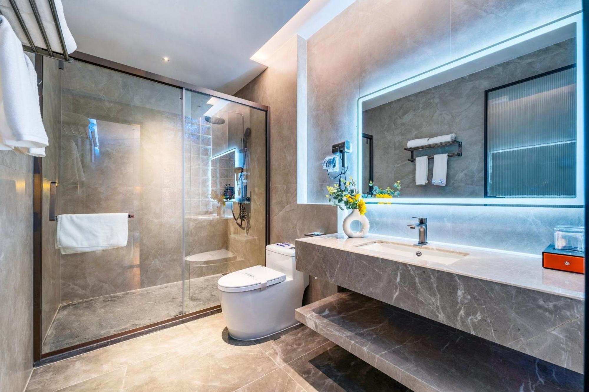 Henghe Selected S Design Hotel - Flagship Store Of Guangzhou Baiyun Railway Station International Convention Center--Reputation Preferred Bagian luar foto