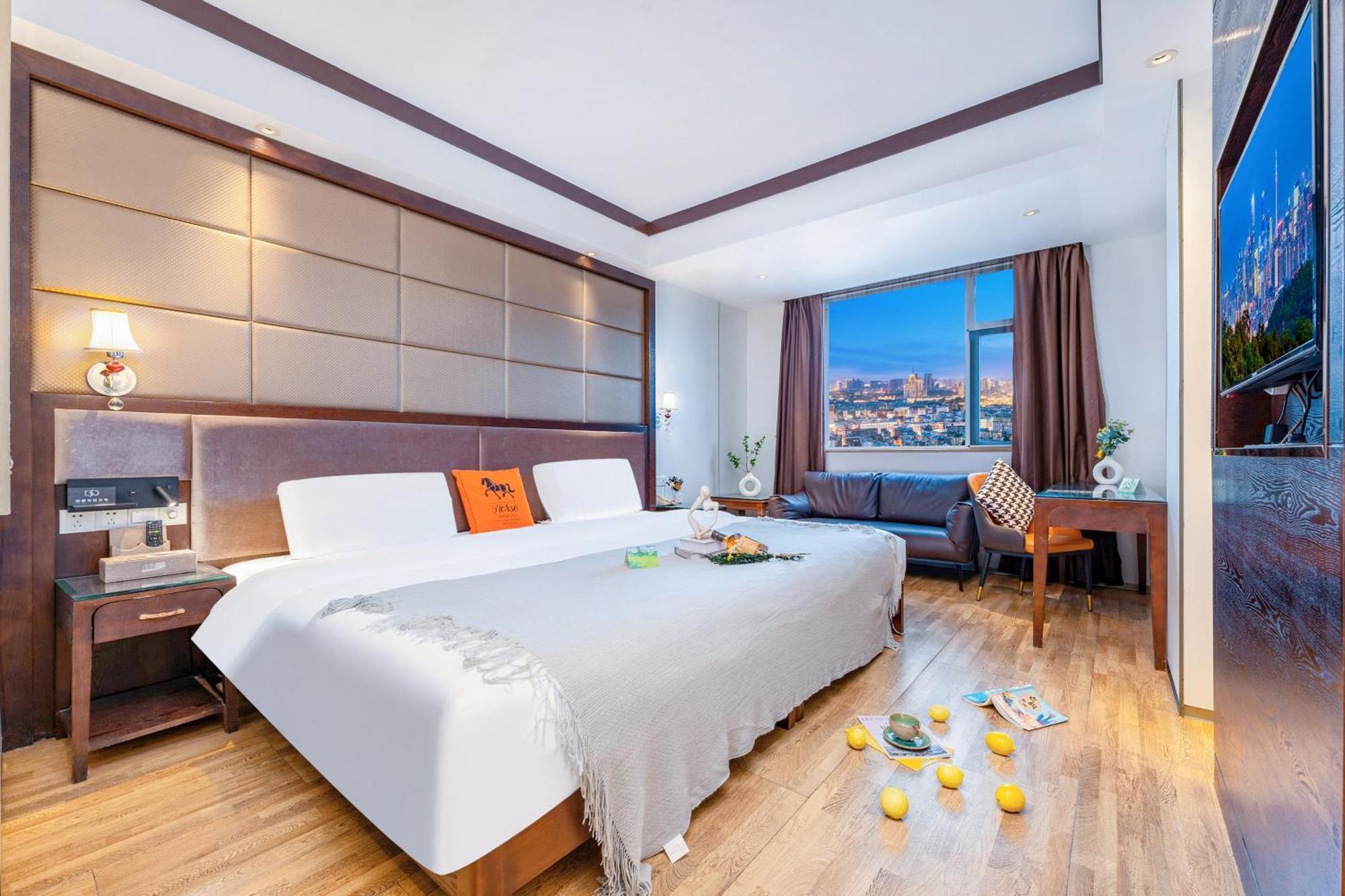 Henghe Selected S Design Hotel - Flagship Store Of Guangzhou Baiyun Railway Station International Convention Center--Reputation Preferred Bagian luar foto